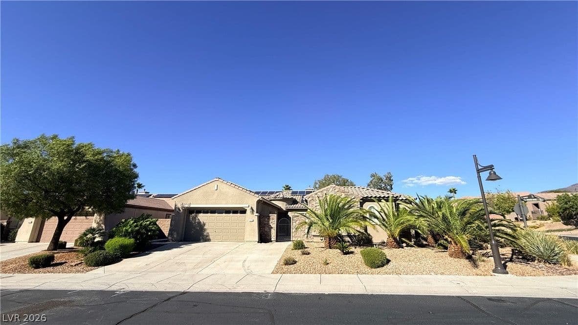 2424 Antrim Irish Drive photo 2