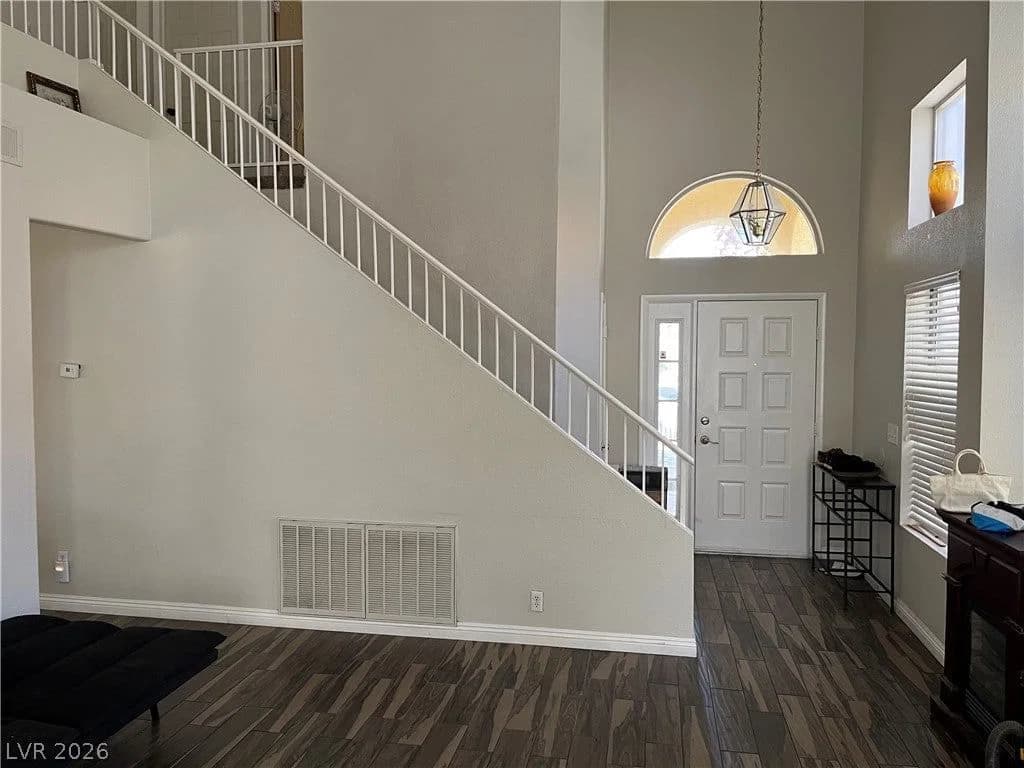 5028 Jacarilla Lane photo 3