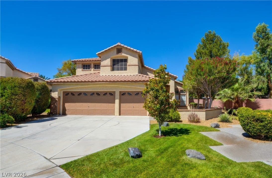 994 Upper Meadows Place