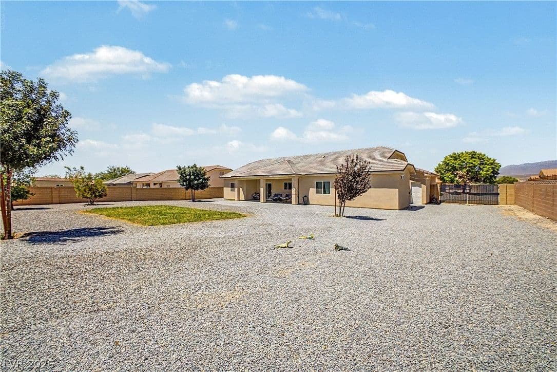 5081 Graystone Drive photo 5