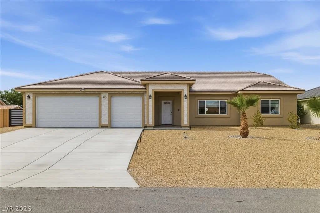 5411 Fernwood Court photo 2