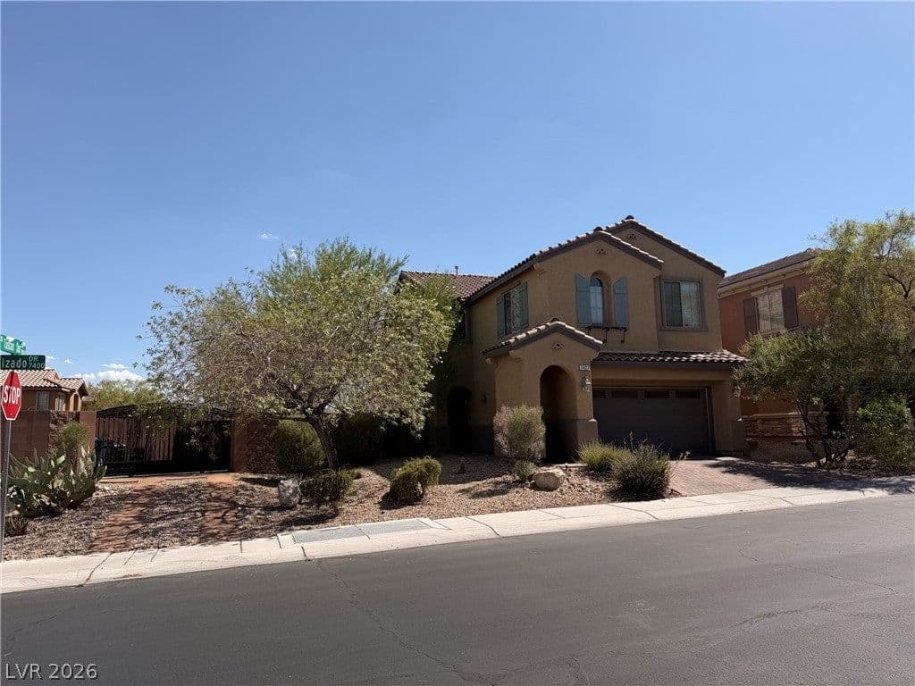 7427 Calzado Drive photo 4