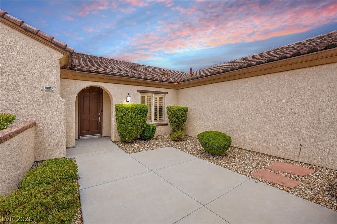 2156 Long Creek Court photo 2