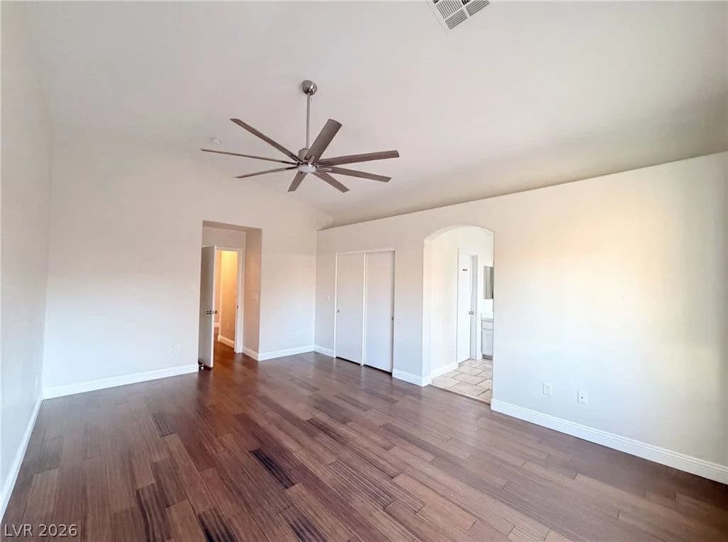 8032 Tailwind Avenue photo 4