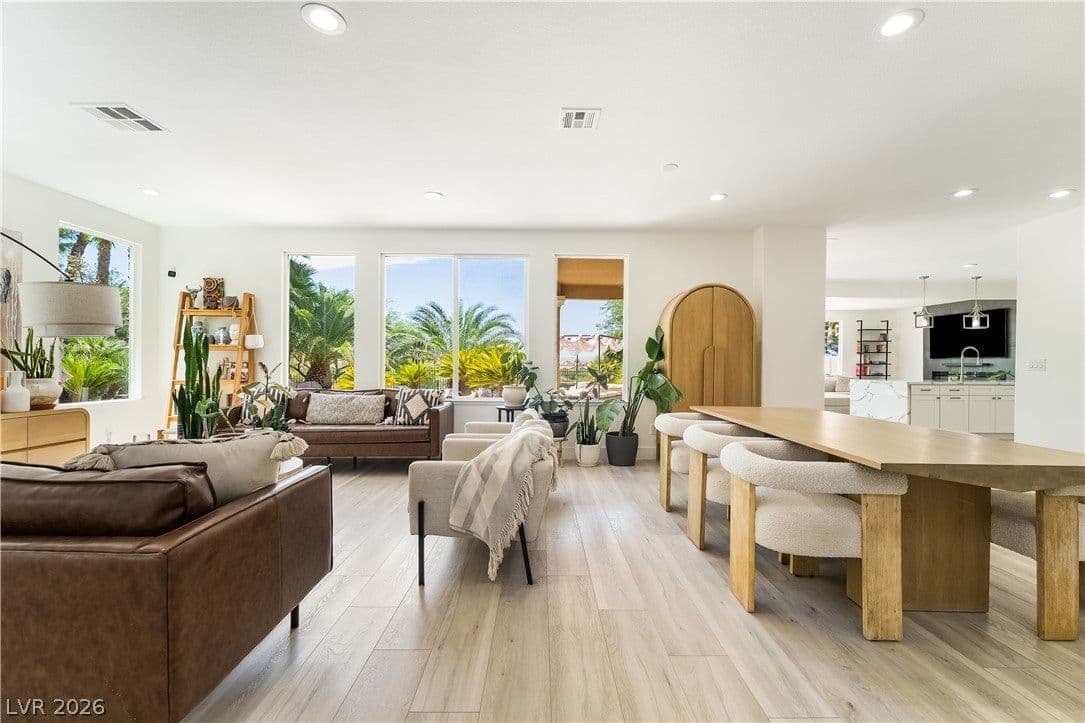 2948 Cimini Court photo 4