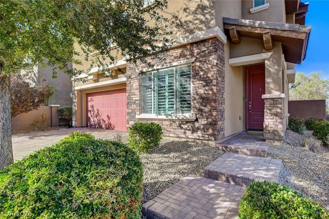 5708 Oak Bend Drive photo 2