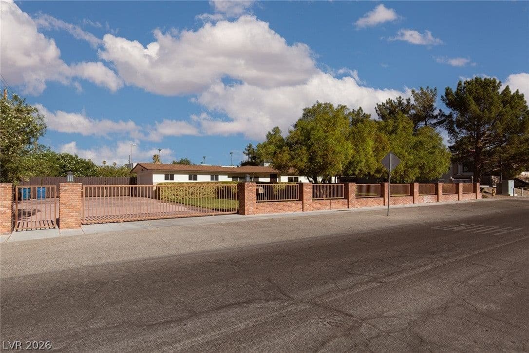 1110 CAHLAN DRIVE DR