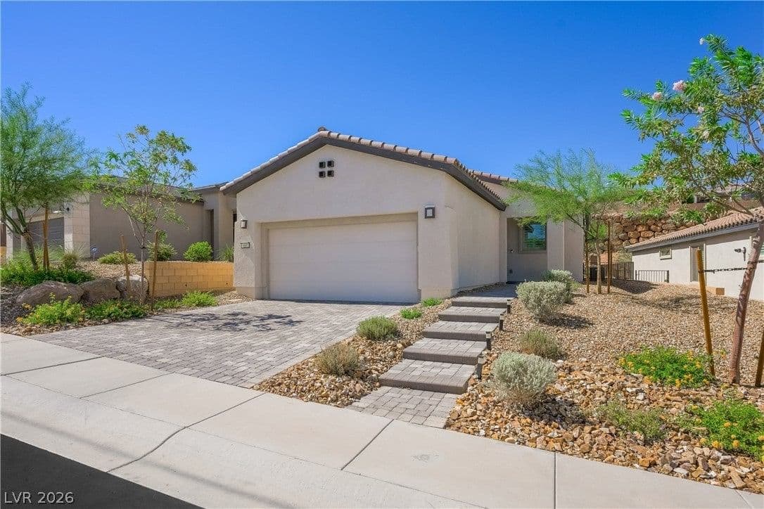 69 Stone Bluff Lane