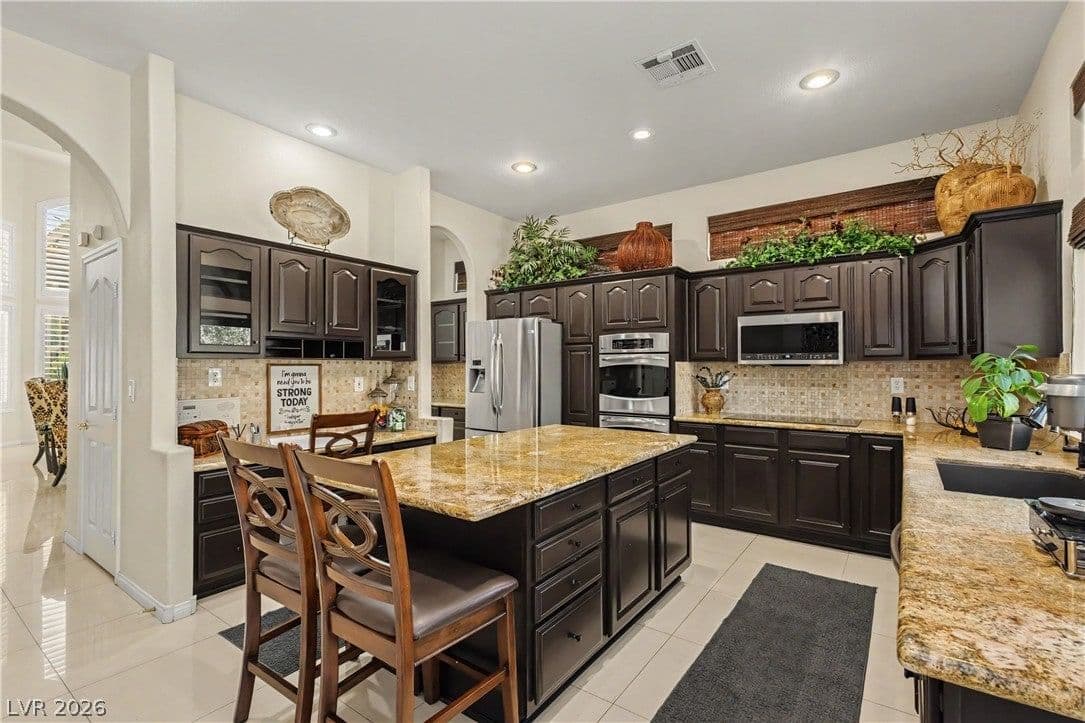 118 Serramonte Court photo 3