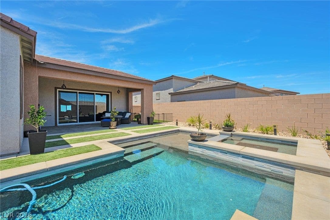 380 Portia Village Drive photo 2