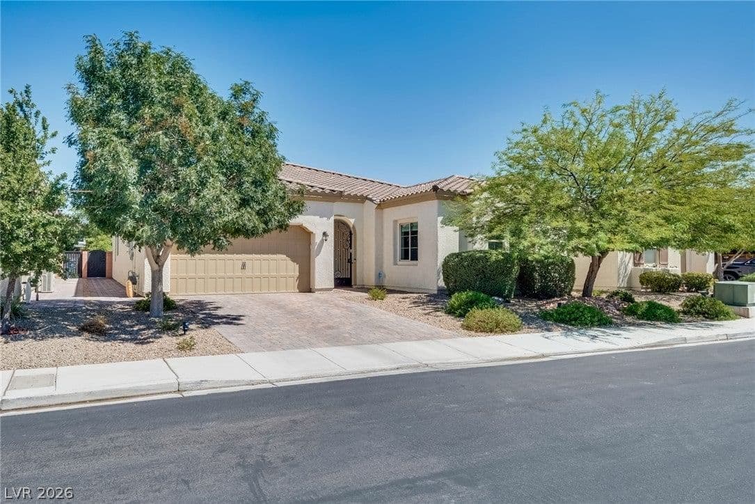 5796 Yellow Ridge Avenue photo 3