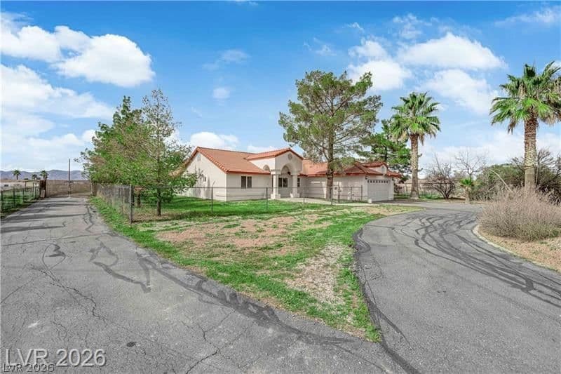 3440 Prairie Avenue photo 3