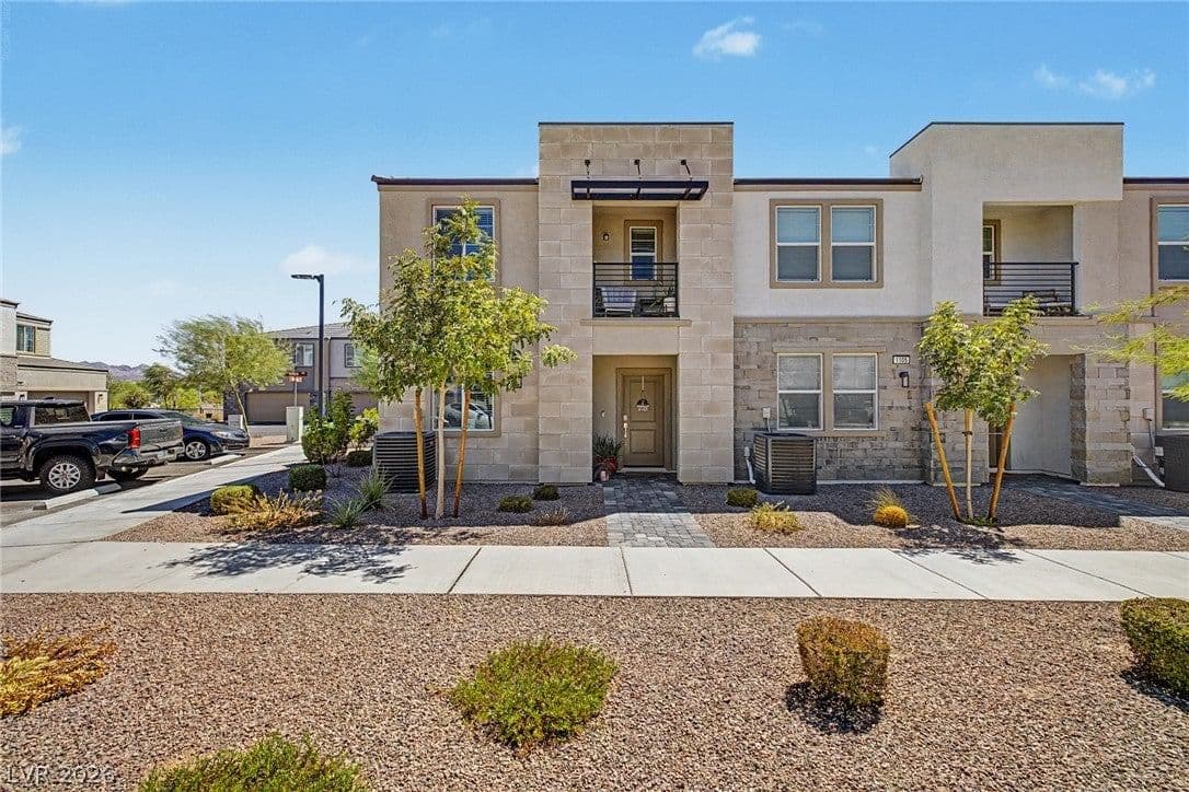 1101 Ammonite Avenue photo 2