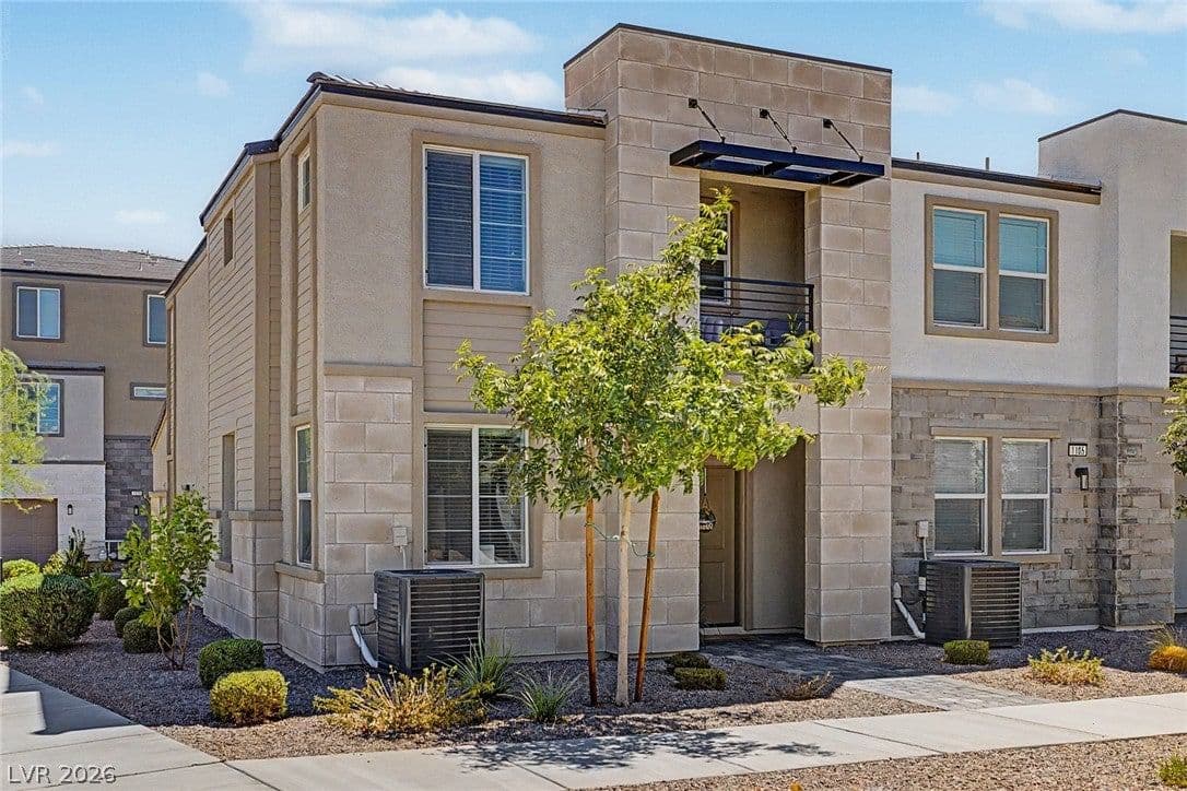 1101 Ammonite Avenue photo 4