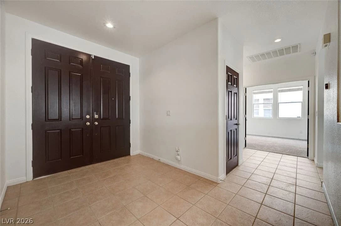 5893 Wildhorse Ledge Avenue photo 5