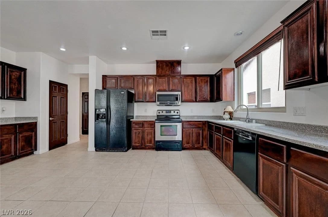 5893 Wildhorse Ledge Avenue photo 2