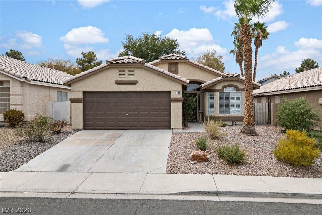 209 Sandpiper Village Way photo 5
