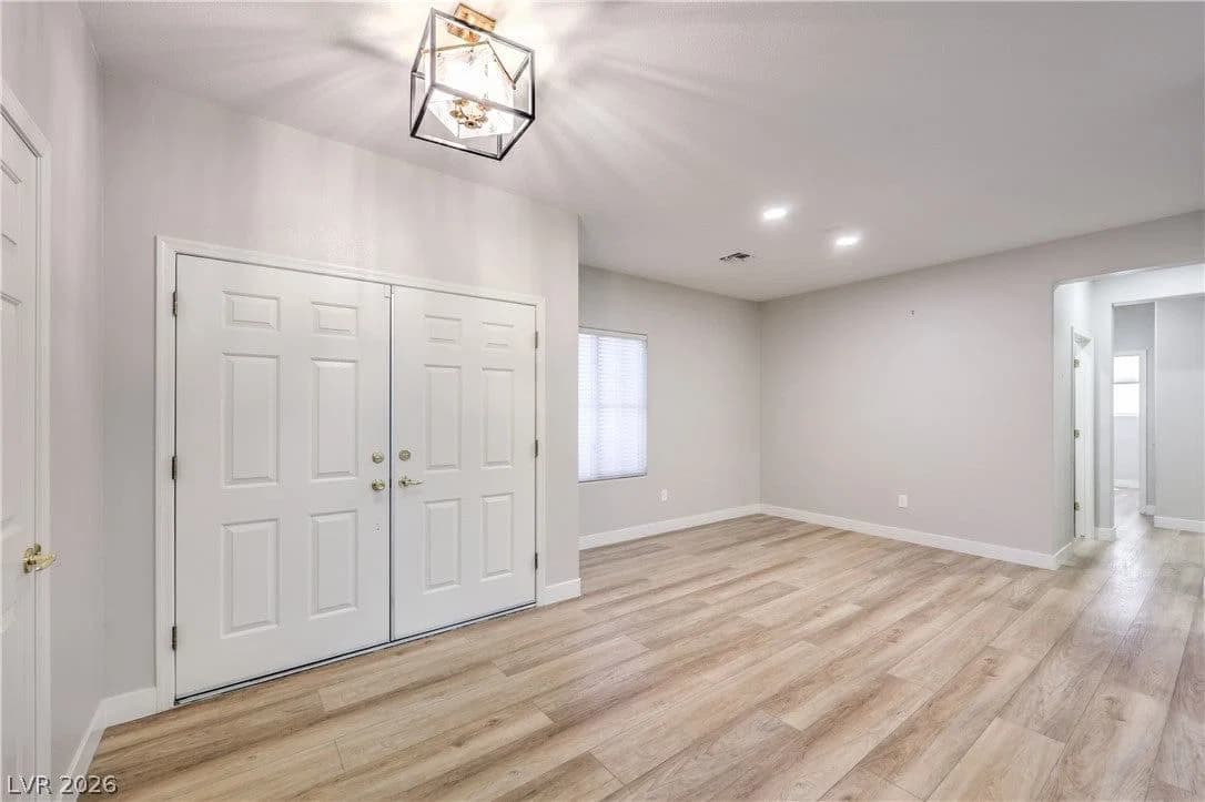 3017 Walnut Park Court photo 4