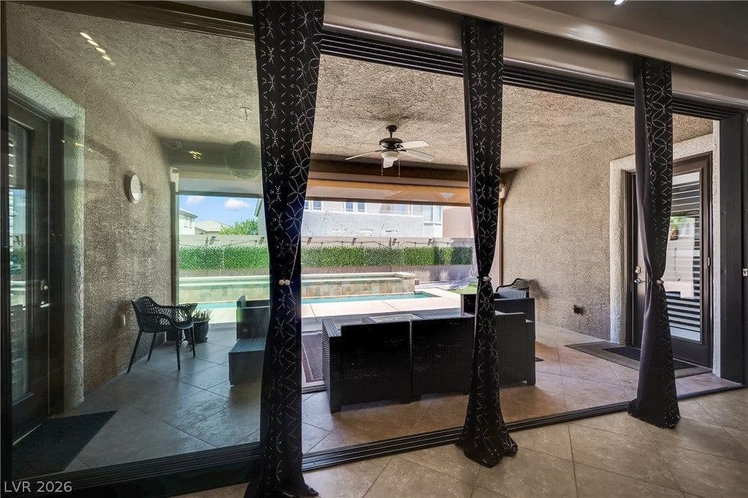 10846 Marandola Street photo 4