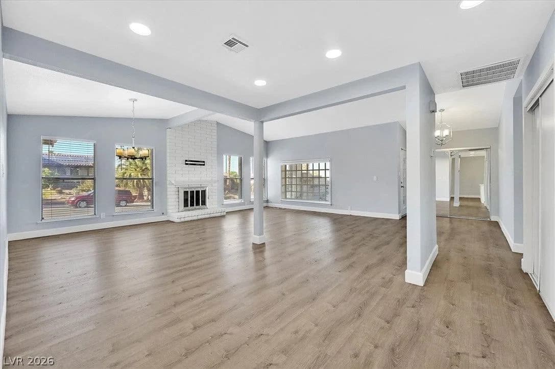 3864 Alice Lane photo 5