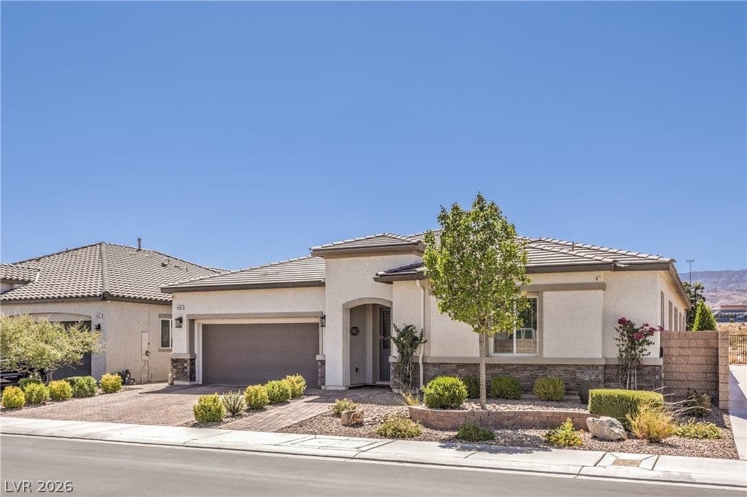 6461 Winecup Street photo 5