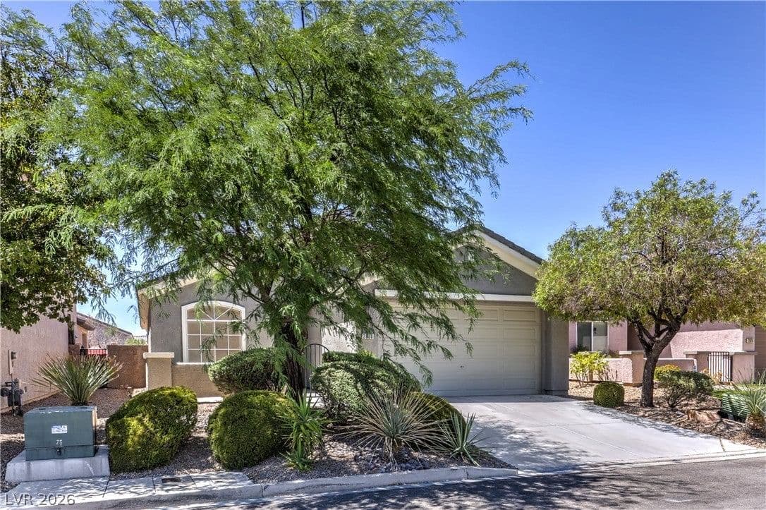 2830 Lochbroom Way photo 2