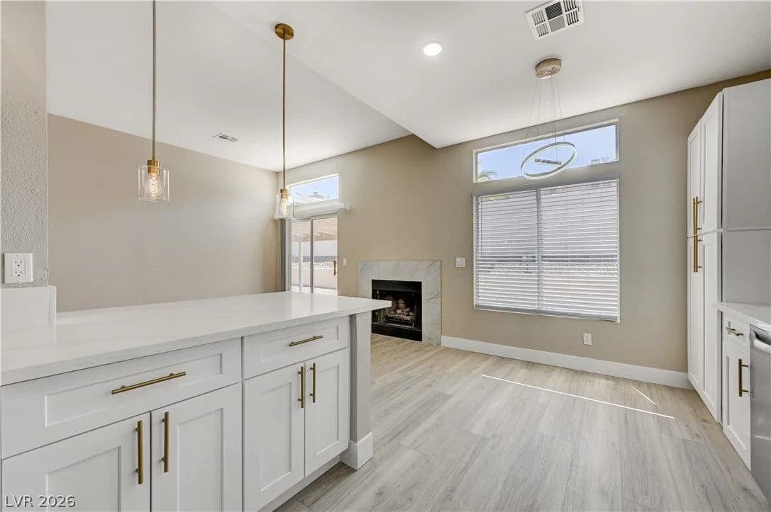 419 Viewmont Drive photo 5