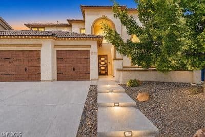 323 Wind River Drive photo 2