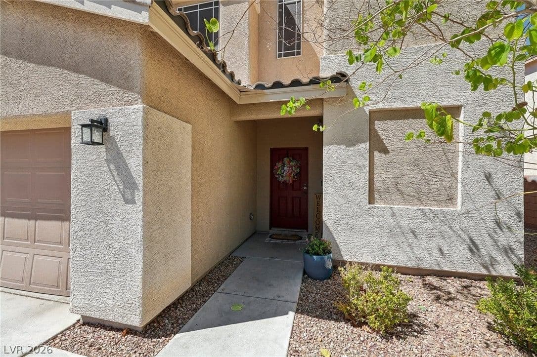 6113 Paddleboat Street photo 4