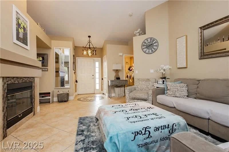 4401 Inez Drive photo 2
