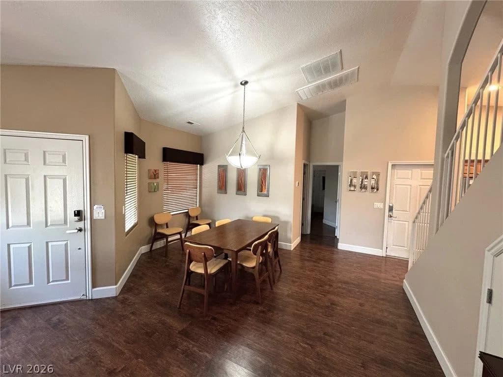 400 Paradise Parkway photo 5