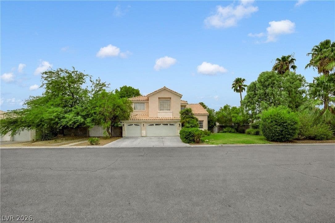 5685 Adavan Court photo 4