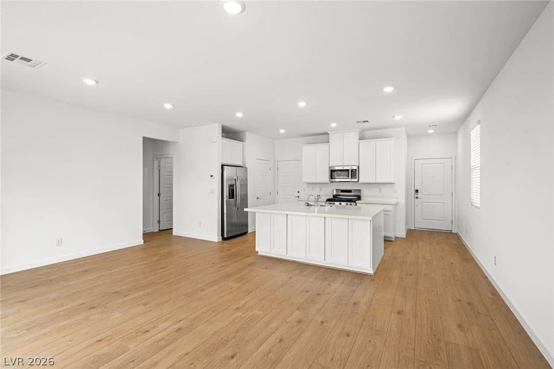 9624 Wild Rock Court photo 3