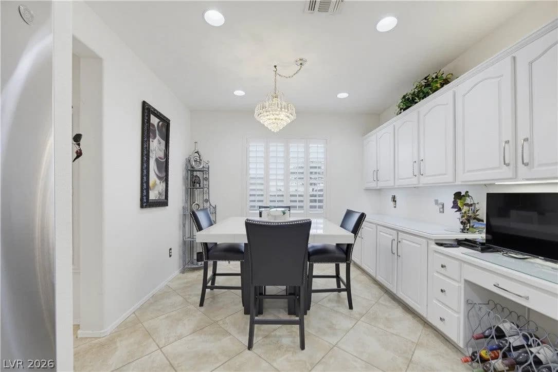 1830 June Lake Drive photo 5