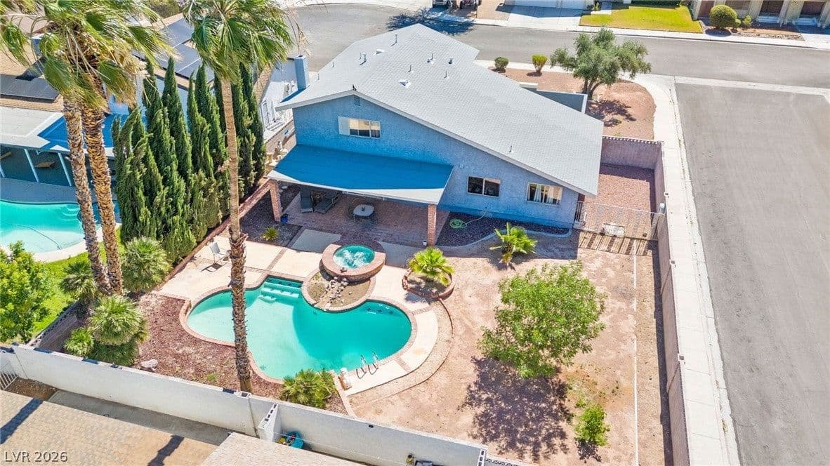 1808 Piccolo Way photo 3