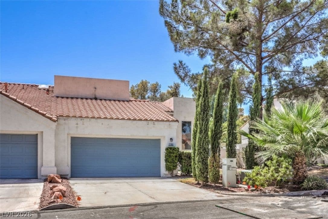 2283 Van Gogh Drive photo 2