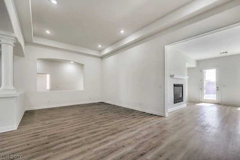 9421 Wisdom Valley Avenue photo 4