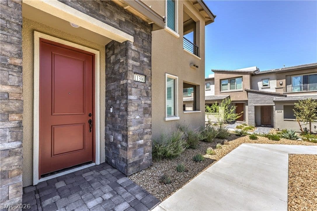 11390 Crimson Ledge Avenue photo 5