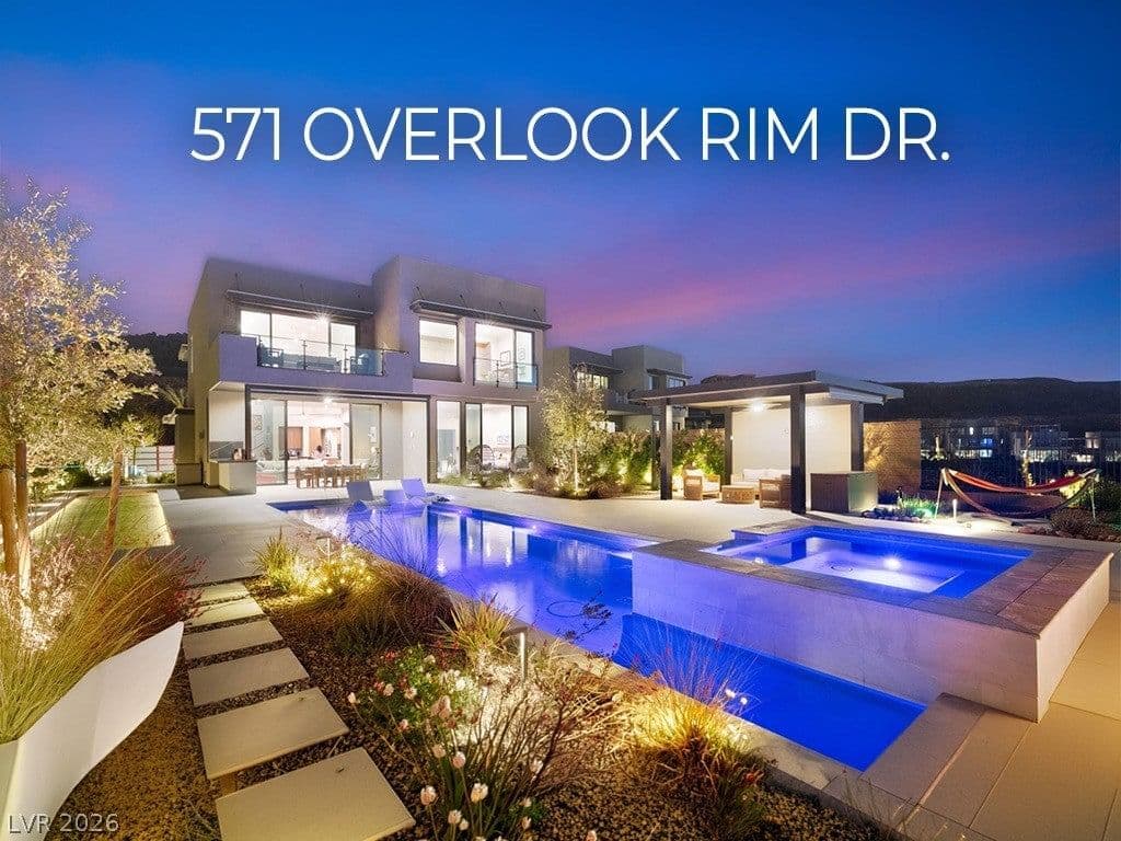 571 Overlook Rim Drive photo 2