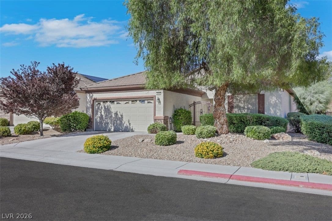 2408 Cosmic Ray Place photo 2
