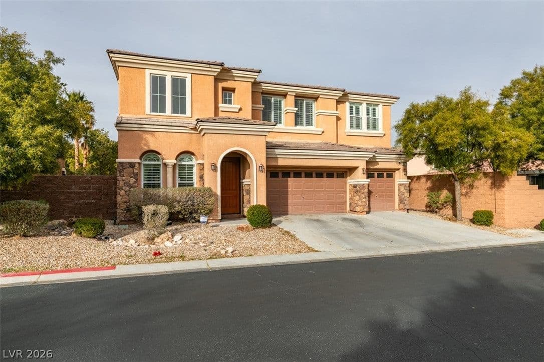 8676 Moreno Mountain Avenue photo 2