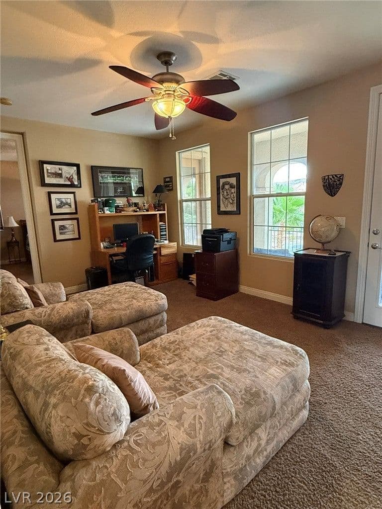 926 Loma Bonita Place photo 2