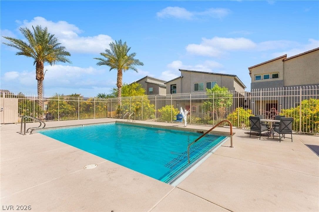 7489 Onyx Star Street photo 5