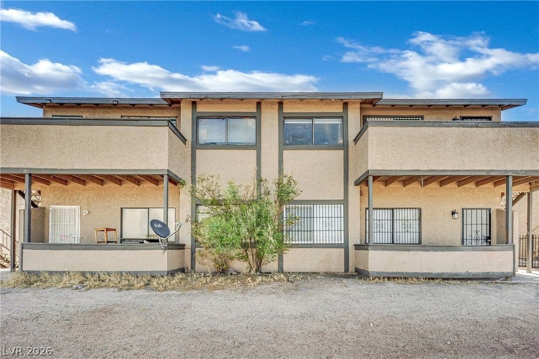 2341 Exeter Drive photo 3