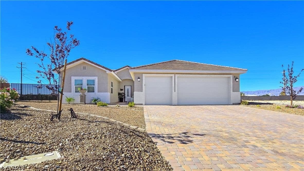 5471 Lincolnwood Court