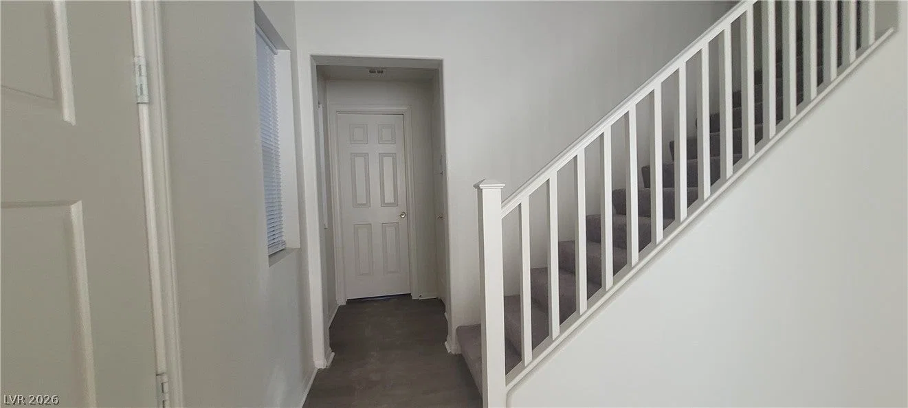 8695 Canfield Canyon Avenue photo 4