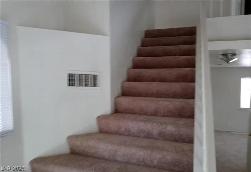 8332 Shore Breeze Drive photo 4