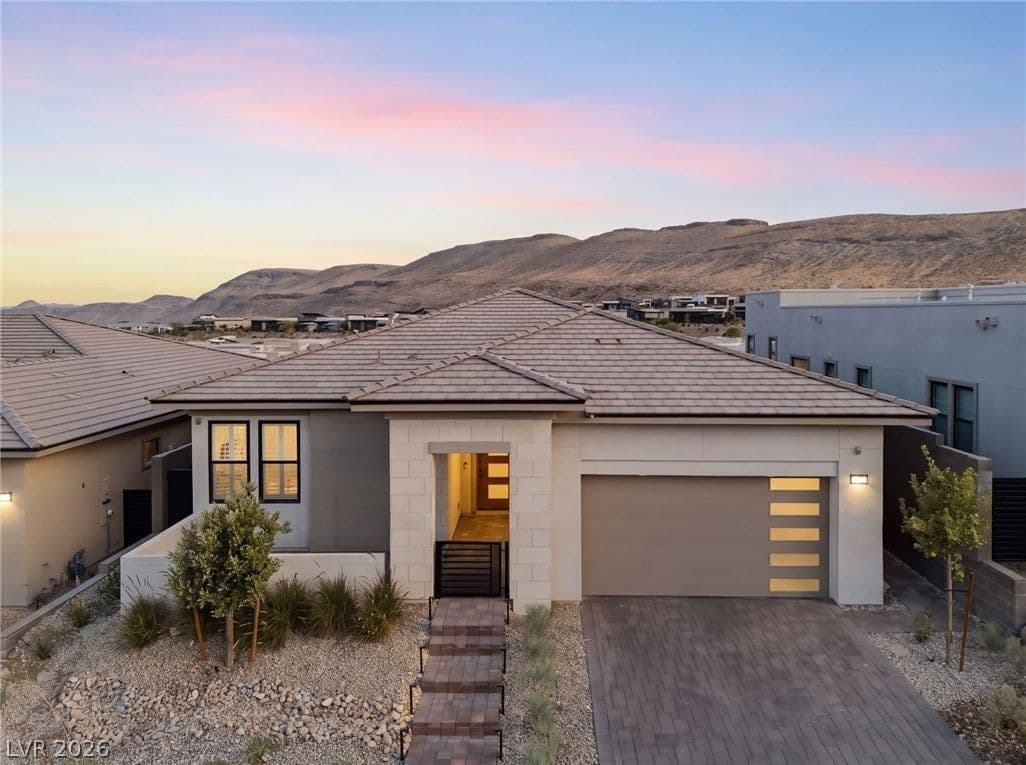 11115 Rolling Vista Drive