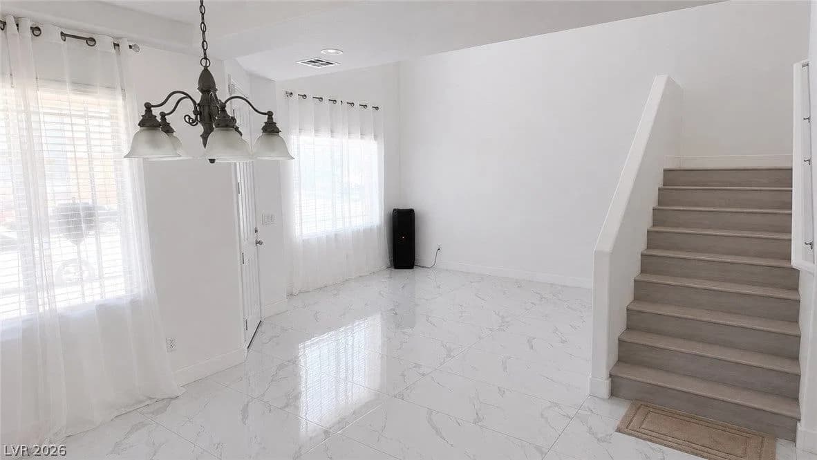 1012 Tropic Wind Avenue photo 4