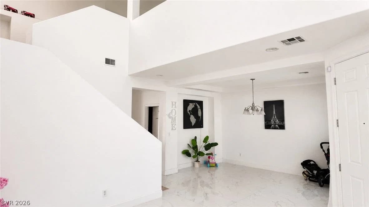 1012 Tropic Wind Avenue photo 5